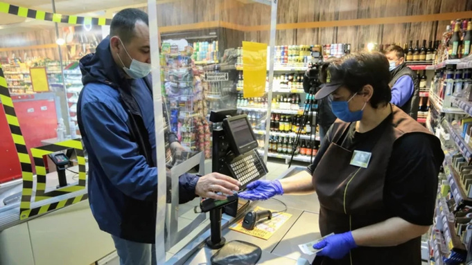 Кассир в магазине / Фото: amic.ru