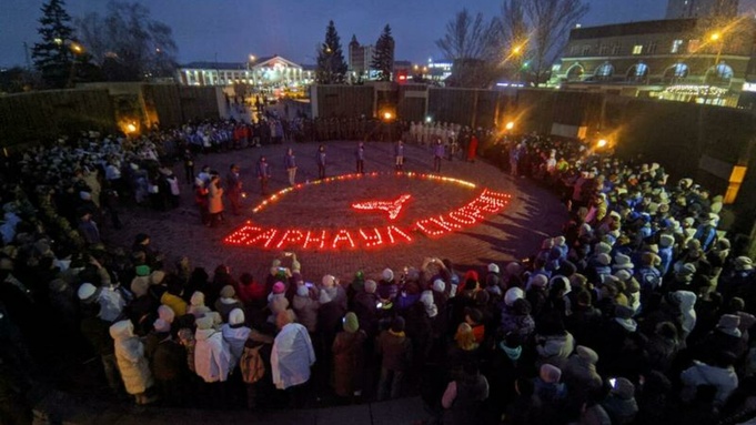 Акция "Журавли", посвящённая памяти жертв теракта в "Крокусе" / Фото: Екатерина Смолихина / amic.ru