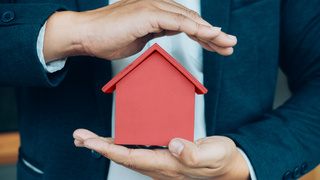 Дом. Страхование / Фото: 
ijeab / freepik.com