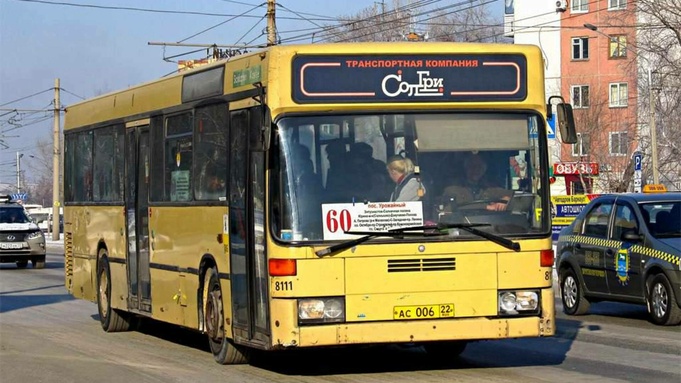 Автобус № 60 / Фото: t.me/barnaul_org