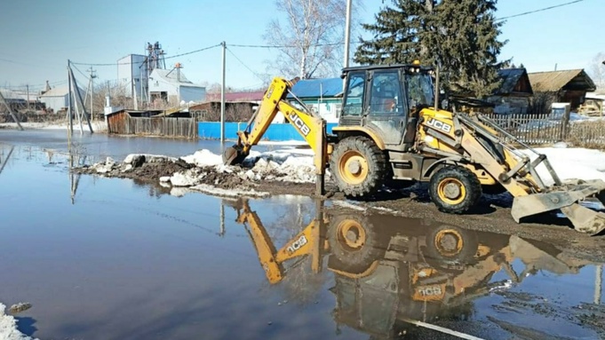Затопленная улица / Фото: ЦУР Алтайского края