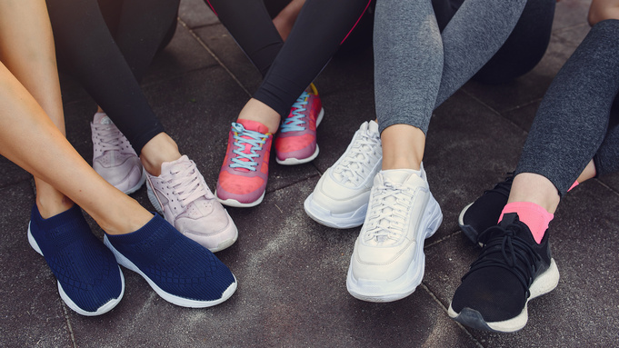 Кроссовки / Фото: prostooleh / freepik.com