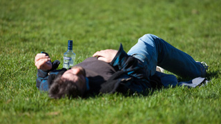 Алкоголик / Фото: unsplash.com   
