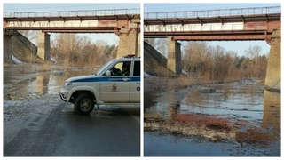 Затопленная дорога на улице Кутузова / Фото: мэрия Барнаула