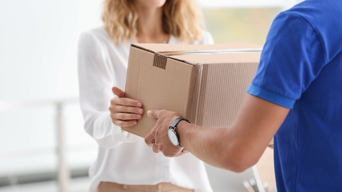 Коробка. Покупка / Фото: оператор Tele2