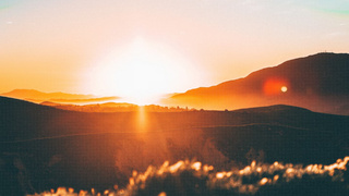 Закат в горах / Фото: unsplash.com