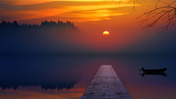 Закат у озера / Фото: unsplash.com