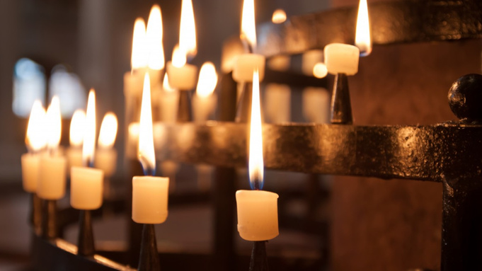 Свечи / Фото: pxhere.com/ru/photo/880134