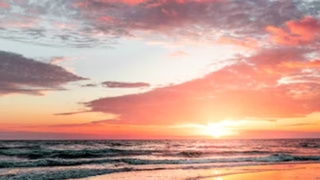 Закат у моря / Фото: unsplash.com