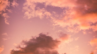 Фото: unsplash.com / Облака во время заката