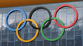 Олимпийские кольца / Фото: pxhere.com/ru/photo/1204701