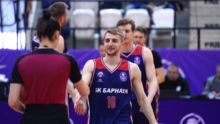 Игроки баскетбольного клуба "Барнаул"