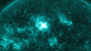 Вспышка на Солнце / Фото: Лаборатория солнечной астрономии ИКИ и ИСЗФ