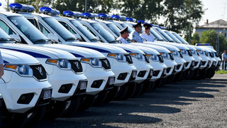 Полицейские автомобили / Фото: 42.мвд.рф