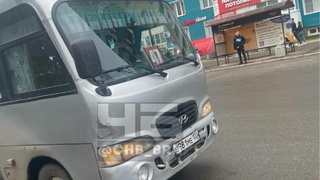 Автобус № 47 / Фото: "Черное и Белое Барнаул"