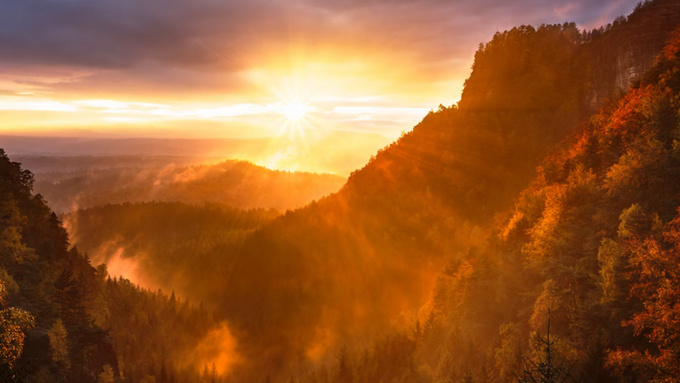 Рассвет в горах / Фото: unsplash.com