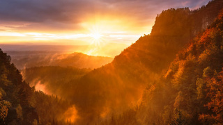 Рассвет в горах / Фото: unsplash.com