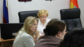 Круглый стол в АКЗС / Фото: пресс-служба "Справедливой России &ndash; За правду"