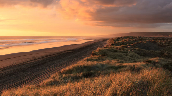 Закат у моря / Фото: unsplash.com