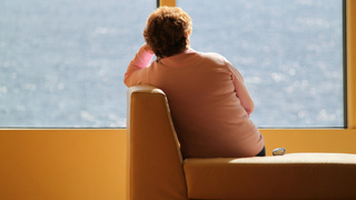 Сидящий человек / Фото: pxhere.com