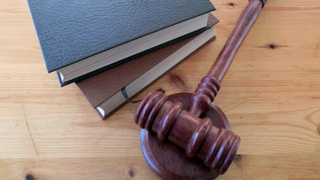 Судейский молоток / Фото: pixabay.com 