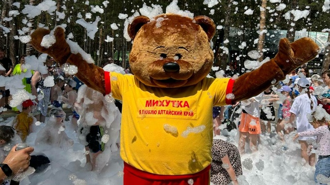 Михутка провел праздник для особых детей / Фото предоставлено пресс-службой комплекса "Планета Q"