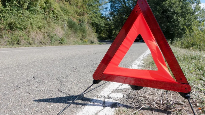 Знак аварийной остановки / Фото: unsplash.com