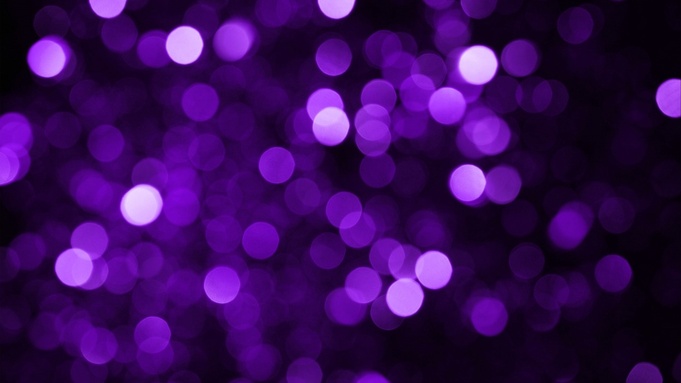 Множество фиолетовых бликов / Фото: pixabay.com