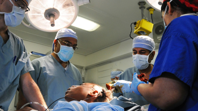 Врачи / Фото: pxhere.com/ru/photo/1355360