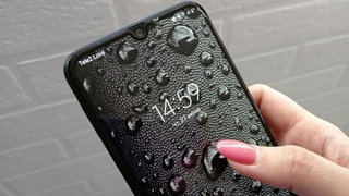 Смартфон. Название сети / Фото: Tele2
