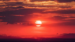 Красный закат / Фото: unsplash.com  