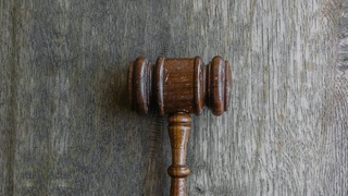 Судейский молоток / Фото: unsplash.com