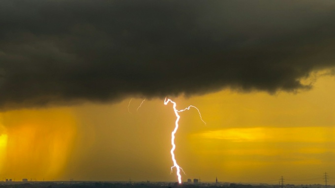 Молния / Источник фото: unsplash.com