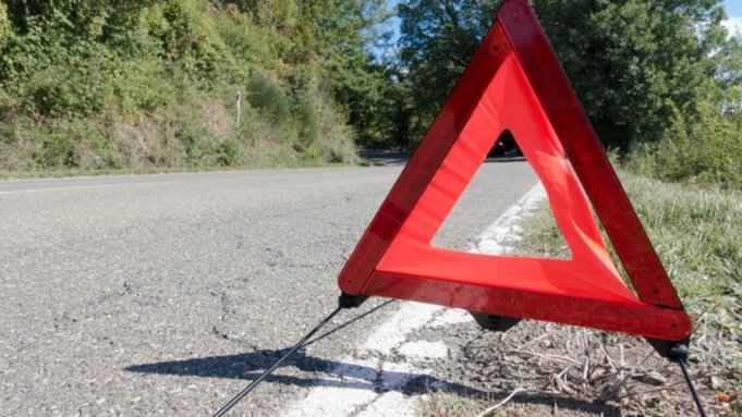 Знак аварийной остановки / Фото: pxhere.com