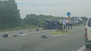 Авария на трассе у поселка Новый / Фото: "Инцидент Барнаул"