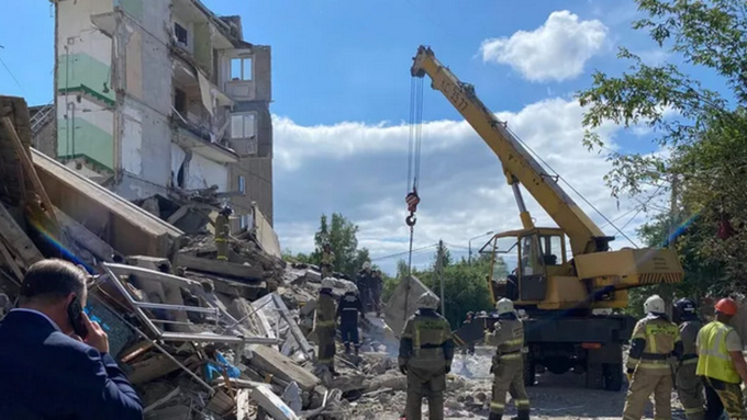 Обрушение жилого дома в Нижнем Тагиле / Фото: Владислав Пинаев / Telegram