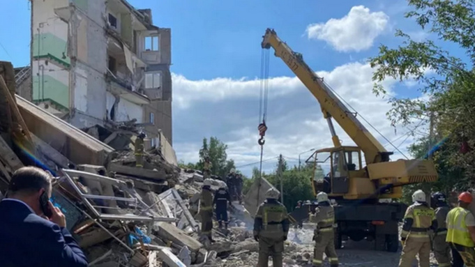 Обрушение жилого дома в Нижнем Тагиле / Фото: Владислав Пинаев / Telegram