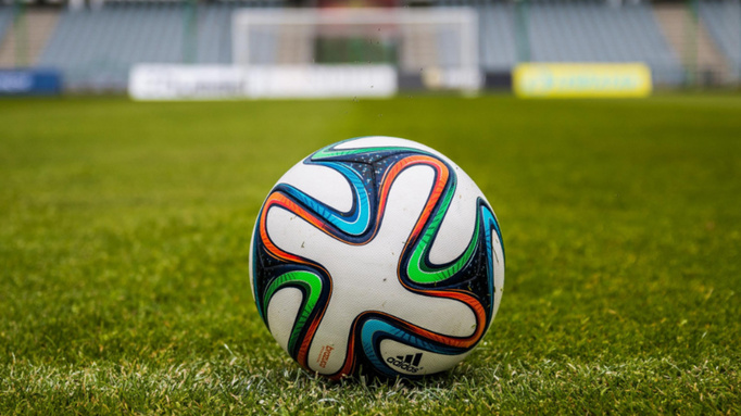 Футбольный мяч / Фото: pxhere.com