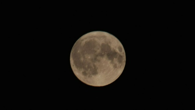 Осетровая луна в Барнауле / Фото: unsplash.com