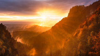 Рассвет в горах / Фото: unsplash.com