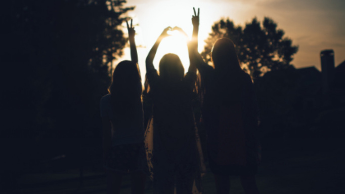 Подростки / Фото: pxhere.com/ru/photo/631607