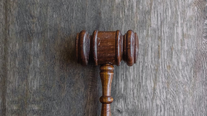 Молоток / Фото: unsplash.com      