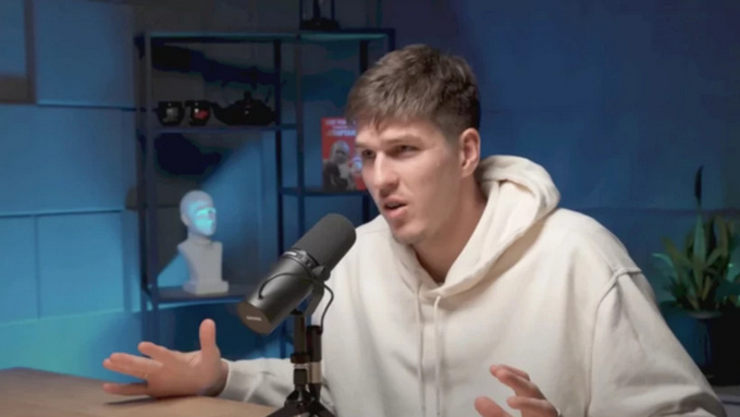 Кадр из видео: YouTube-канал "Ля Буда" 