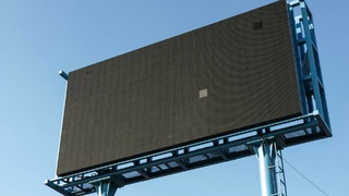 Рекламный щит / Фото: unsplash.com