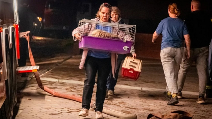 Пожар в приюте "Бусинка" / Фото: Владимир Игнатов / vk.com/pso_barnaul