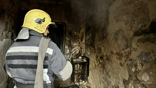 Фото с места пожара / ГУ МЧС России по Алтайскому краю