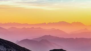 Рассвет в горах / Фото: unsplash.com