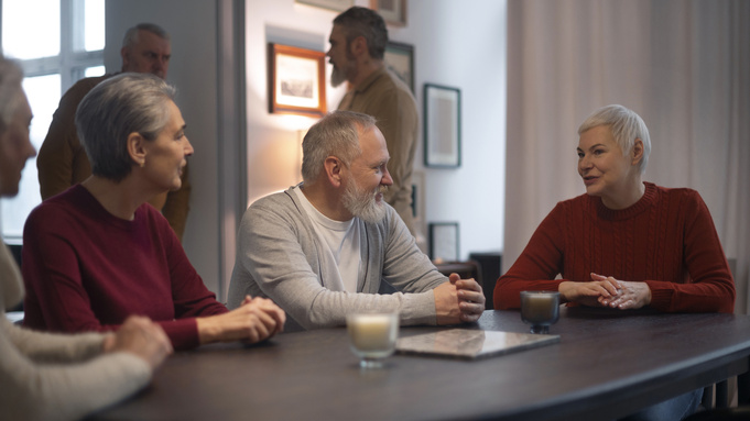 Группа людей на мероприятии / Фото: freepik.com