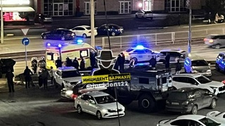 ДТП на проспекте Красноармейском / Фото: t.me/incident22