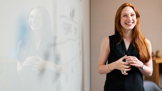 Учитель в школе / Фото: unsplash.com